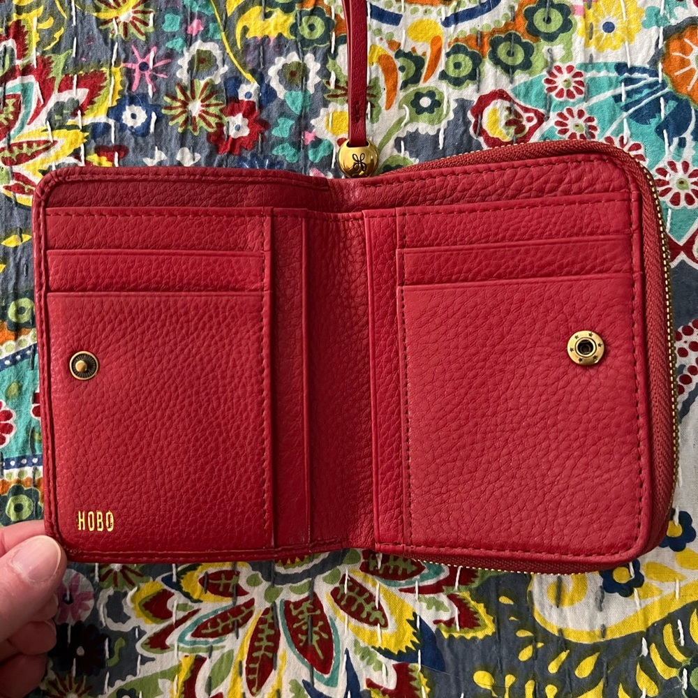 HOBO Leather Wallet 🌹
